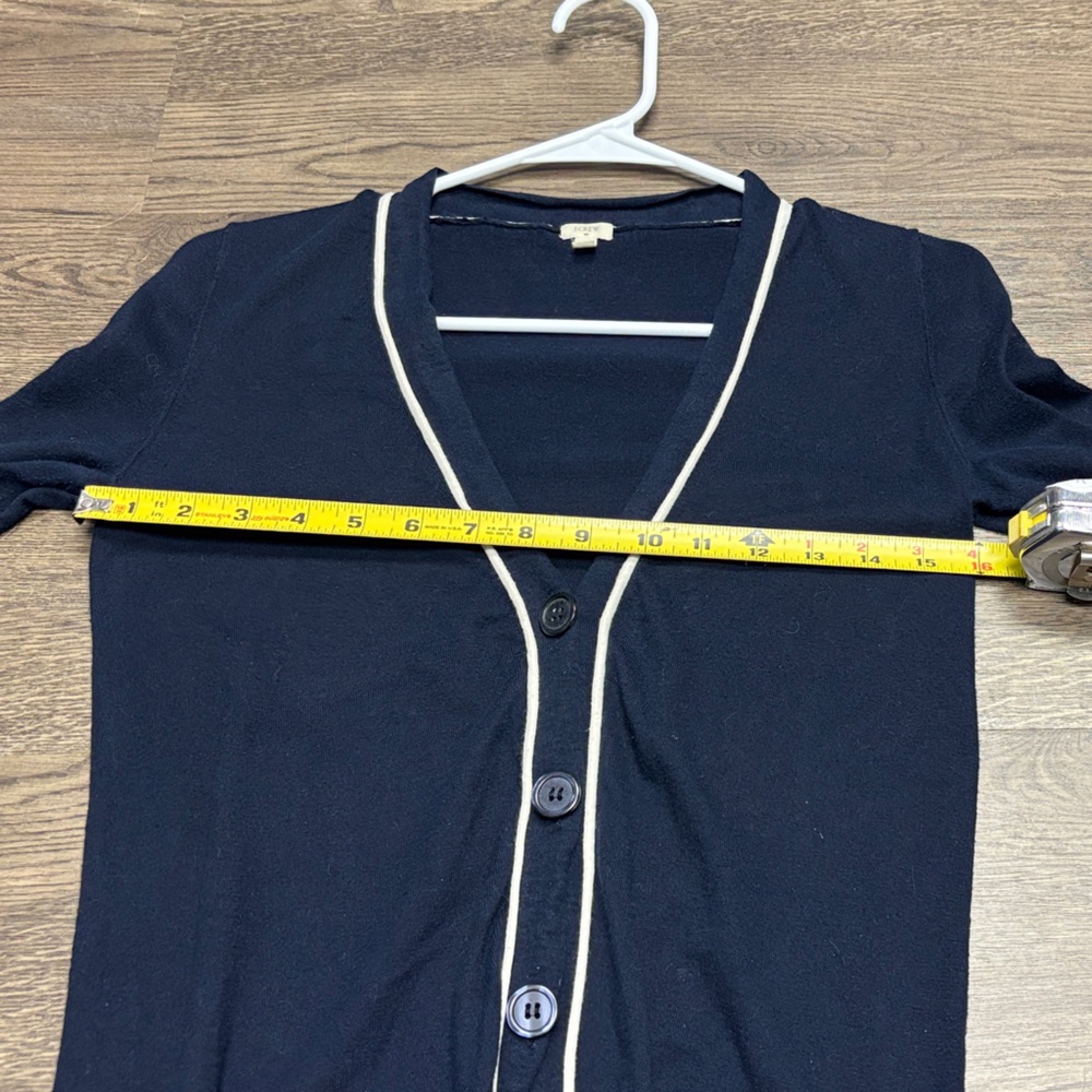 J. Crew Navy Blue W’s XS Cardigan with White Trim. 100% Cotton. Gently Used. - Picture 8 of 10